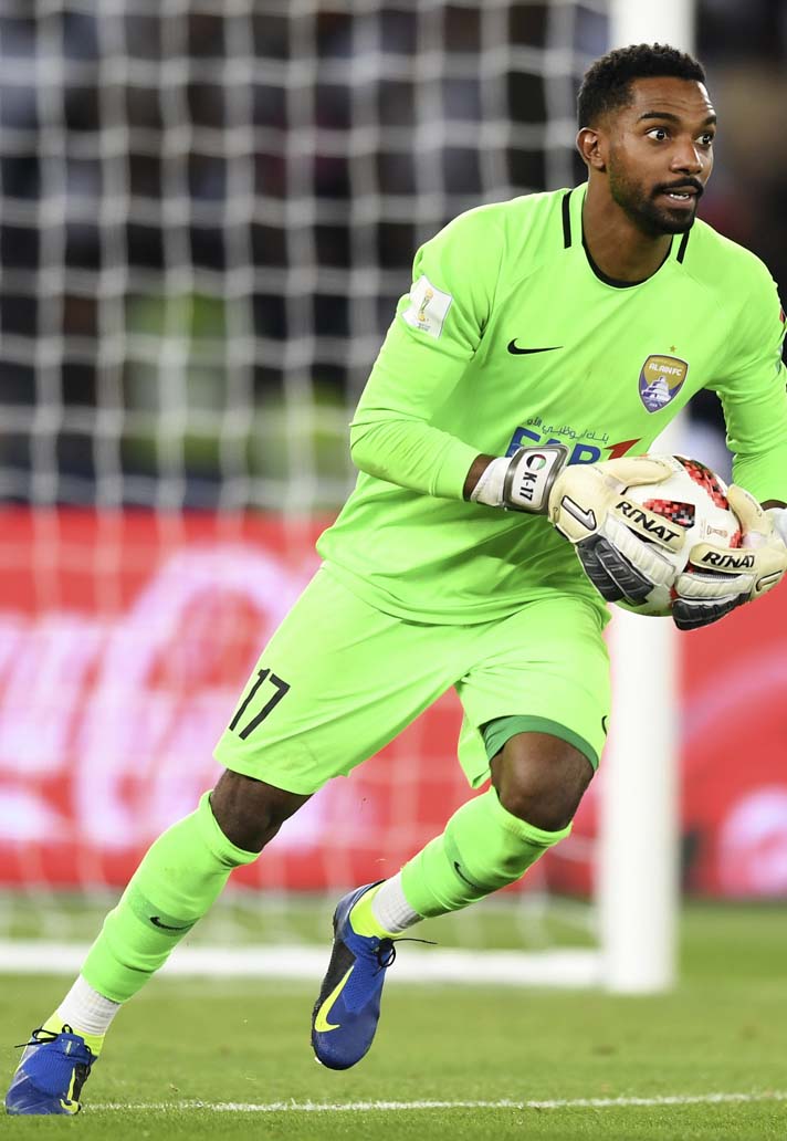 Football boots online for goalkeepers